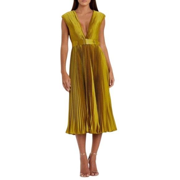 Mac Duggal Dresses & Skirts - Mac Duggal Pleated Satin V Neck Cap Sleeve Belted Midi Dress Citron Size 6